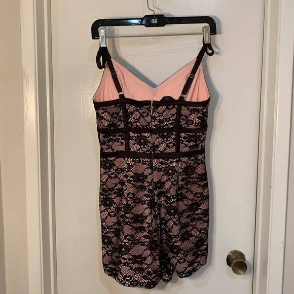 Bebe Jumpsuit Shorts - Picture 4 of 6